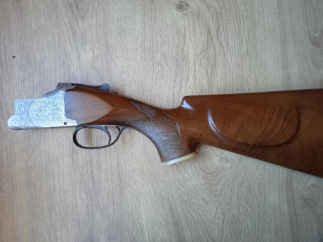 Escopeta Superpuesta de plato Browning - F.N. ("Made in Belgium") calibre 12.
Creo que es el 00
