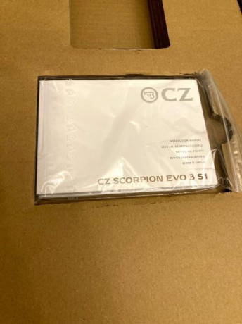 VENDO CZ SCORPION EVO 3 S CALIBRE 9X19

Rifle y accesorios  NUEVOS , esta puesto a tiro, lo compre con 21