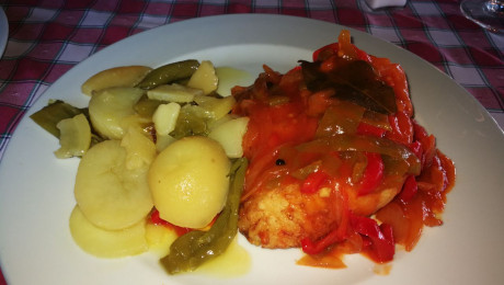 Hoy para comer acelgas hervidas y chuletón de vaca gallega vieja con seis semanas de maduración en cámara 60