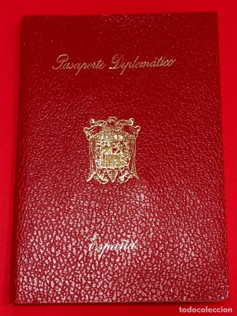  EN RECUERDO Y HOMENAJE A LOS QUE YA NO ESTÁN. 

Si pones en  GOOGLE   PASAPORTES EN LA MEMORIA  da igual 160