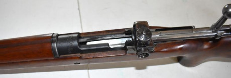 Se vende carl gustafs stads gevarsfaktori del año 1925.
Con diopter. Calibre 6,5x55.
Se puede ver y probar 01