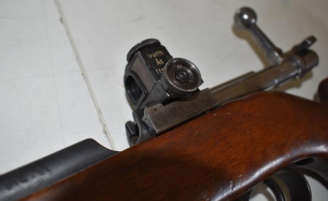 Se vende carl gustafs stads gevarsfaktori del año 1925.
Con diopter. Calibre 6,5x55.
Se puede ver y probar 00