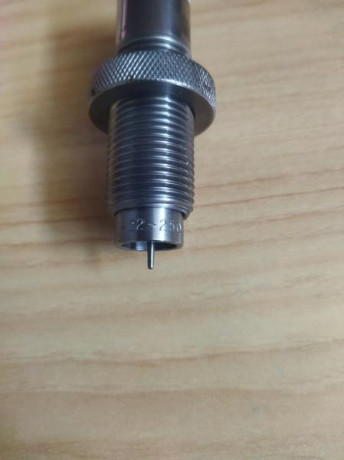 Pongo a la venta los siguientes dais, en varios calibres.
El precio es con envio incluido

-Calibre 22-250 02