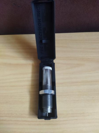 Pongo a la venta los siguientes dais, en varios calibres.
El precio es con envio incluido

-Calibre 22-250 11