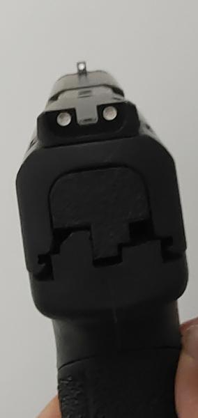 Vendo Smith and wesson pistola de 9mm modelo mp9 compact 2.0 4", tiene 6 meses, está guiada en A, 01