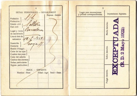  EN RECUERDO Y HOMENAJE A LOS QUE YA NO ESTÁN. 

Si pones en  GOOGLE    PASAPORTES EN LA MEMORIA   da 02