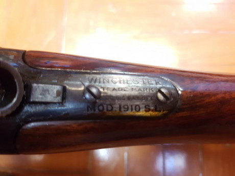 Rifles Winchester con más de un siglo de antigüedad. Se venden cada uno con una ---EDITADO---.
Cada rifle 01