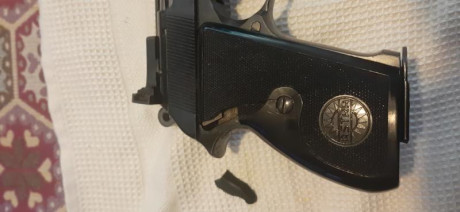 Se vende por exceso de armas. Está impecable de pavón y sin apenas uso. Doble acción. Hay que repararle 00