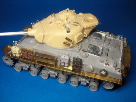 os quiero poner un estudio sobre las versiones de este emblemático carro...la idea es ir poniéndoos fotos 170