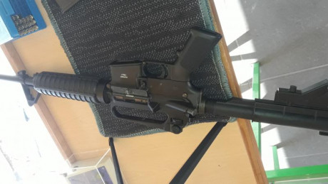 Vendo AR15 con 2 guardamanos y 2 culatas.
Esta como nuevo ya que casi no se ha usado.
También aceptaría 10