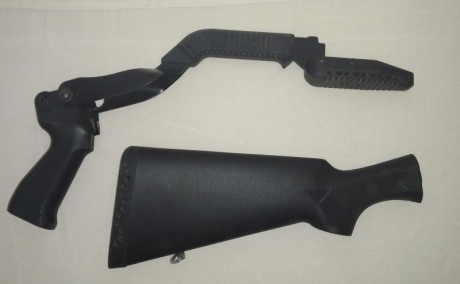 Muy buenas al foro. 
Vendo escopeta STINGER TACTICAL 12/76 por no usarla. Habré tirado veinte cartuchos 10