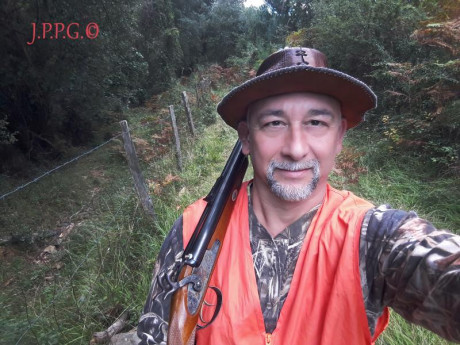  Amigos, viendo que hay interés general en la práctica de la caza con armas de avancarga, abrimos este 160