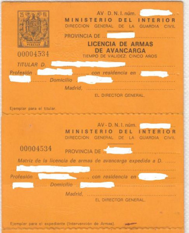  EN RECUERDO Y HOMENAJE A LOS QUE YA NO ESTÁN. 

Si pones en  GOOGLE    PASAPORTES EN LA MEMORIA   da 22