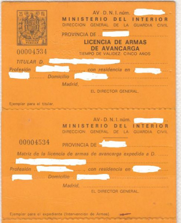  EN RECUERDO Y HOMENAJE A LOS QUE YA NO ESTÁN. 

Si pones en  GOOGLE   PASAPORTES EN LA MEMORIA  da igual 22