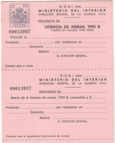  EN RECUERDO Y HOMENAJE A LOS QUE YA NO ESTÁN. 

Si pones en  GOOGLE    PASAPORTES EN LA MEMORIA   da 40