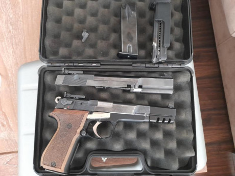 Hola a todos

Se vende esta Walther P88 Champion 9mm, modelo de competición de la P88 en 6 pulgadas, cañón 00
