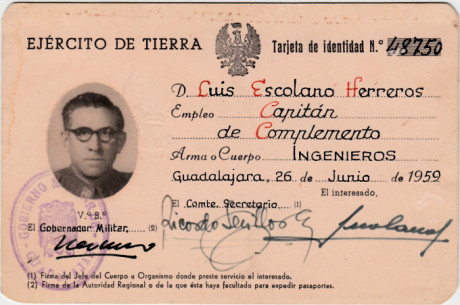  EN RECUERDO Y HOMENAJE A LOS QUE YA NO ESTÁN. 

Si pones en  GOOGLE    PASAPORTES EN LA MEMORIA   da 71