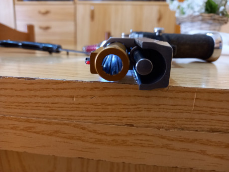 Un amigo me ha pedido que le anuncie esta pistola. tiene poco uso. es una infinity en calibre .40.
el 31