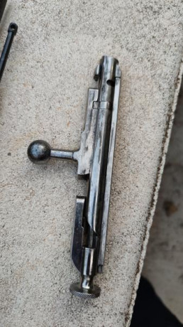 Se vende mosin nagant, es de recuperación de la guerra civil, es para piezas, o para inutilizar lo o para 02