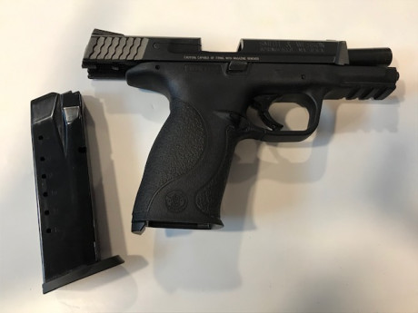 Hola, vuelvo a anunciar la S&W MP CALIBRE 40, ahora rebajada a 300 euros.
El arma está usada pero 00