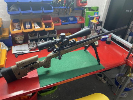 Buenas a todos, vendo rifle Bregara B14 hmr en calibre 22-250 con solo 3 meses comprado en Julio, muy 00
