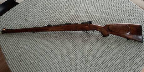 Hola
 VENDIDA LA RUGER
Por exceso de armas, vendo estas dos.
 Rifle BRNO 3006 . Acción Mauser 98. Muy 01