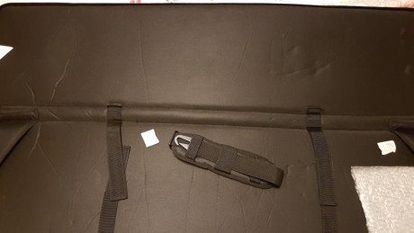 Vendo funda de transporte, comprada con el arma hace poco mas de un mes
Solo se ha usado para llevar el 00