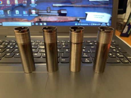 Se venden polichokes Beretta de 1, 2, 3 y 4 Estrellas, algunos de ellos aún sin estrenar.
Son modelo OPTIMACHOKE 00