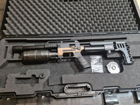 VENDIDA, UN SALUDO A TODOS. Vendo esta fx impact compact pp en calibre 5,5.
La carabina presenta un aspecto 01