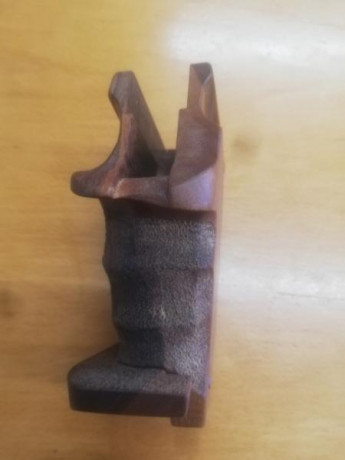 Hola a todos.
Vendo una cacha Rink diestra en talla XL para Walther GSP.
Casi sin uso y no está retocada. 01