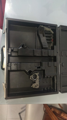 Hola, vendo mi walther GSP, hace bastantes años que la tengo, pero llevo 2 años sin usarla, pero sigue 11