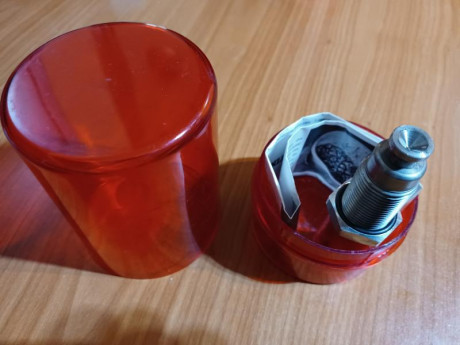 Vendo recalibrador marca Lee del 356, se habrán recalibrado 500 puntas. Lo vendo ya que he comprado una 00