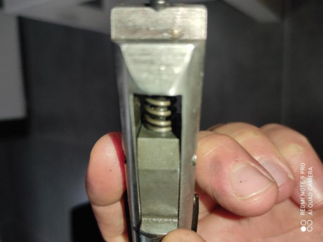 Hola. Buenas. Tengo un problema. Tengo una mosberg 500 que pica muy flojo el pistón del cartucho. Estaba 10