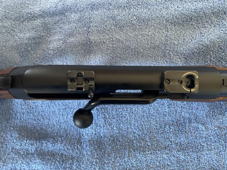 Hago una Rebaja a la venta del Rifle
El Rifle  2.000 € 
Con Aimpoint  2.500 € 
Con el visor Swarosvki 10
