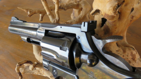 Lo dicho vendo mi COLT TROOPER MK3 38/357 en un estado increíble para los años que tiene, siempre bien 00
