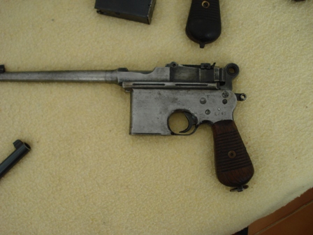 Hola,he abierto este hilo para que todos aquellos que tengais armas Españolas,podais lucirlas aqui con 111