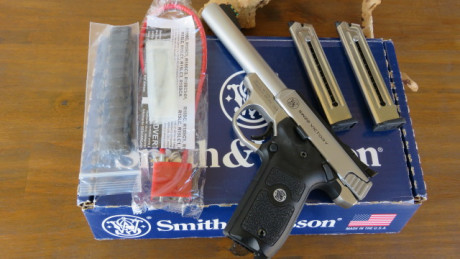 Vendo mi pistola SMITH AND WESSON modelo VICTORY del 22LR por no darle uso, esta como nueva con muy poco 20
