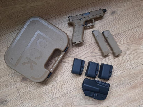 Hola a todos, pongo esta pistola a la venta, con muy poco uso. Unos 400 disparos.

GLOCK 19X THR.
.3 cargadores, 01