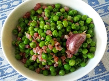Hoy para comer acelgas hervidas y chuletón de vaca gallega vieja con seis semanas de maduración en cámara 121