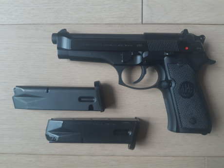 Hola!
Bajo el precio de la Beretta que tengo anunciado hace unos 20 dias  a 425 euros.

La pistola tiene 00