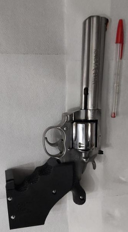 VENDIDO Hola, pongo a la venta mi revólver colt king cobra 6" inoxidable calibre 357 magnum y 38 00