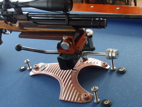 Se ofrece magnifica torreta especializada en BenchRest (precision con carabina con apoyos). Cuenta con 02