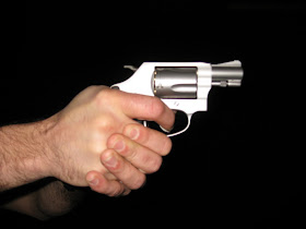 Este era mi arma particular hasta que deje la armería y me retiraron la licencia tipo B solo ha disparado 02