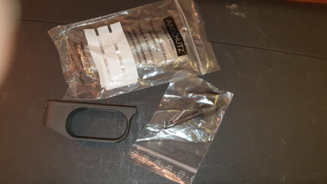 Por no usar, vendo esta culata Anschuzt mod 1913 en muy buen estado de uso. Está en Valencia. Precio 250 02