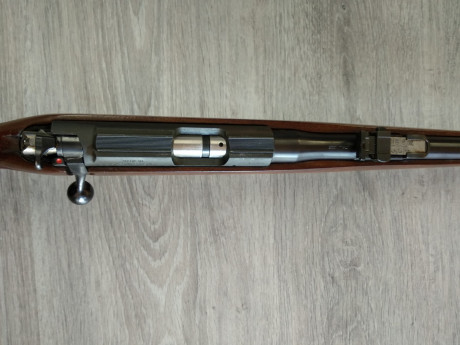 La carabina Brno está en Tarragona, se vende por 300€ , calibre 22lr, envío no incluido. 31