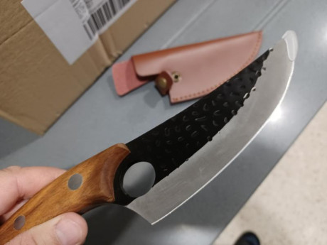 Buenas, ¿qué opinión os merece estos cuchillos marca Huusk?
Estoy pensando en comprar uno.
Os pongo foto 70