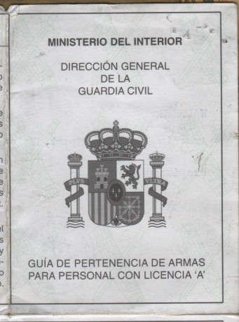  EN RECUERDO Y HOMENAJE A LOS QUE YA NO ESTÁN. 

Si pones en  GOOGLE   PASAPORTES EN LA MEMORIA  da igual 51