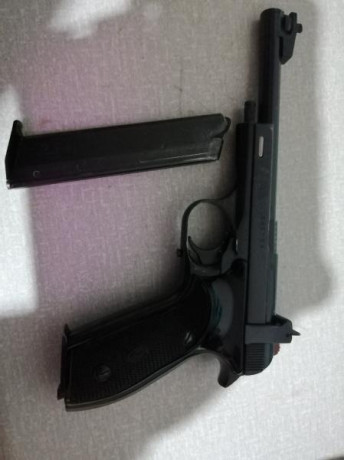 Vendo esta  pistola rusa  que fue arma del equipo olimpico de  la extinguida unión soviética  un gran 00