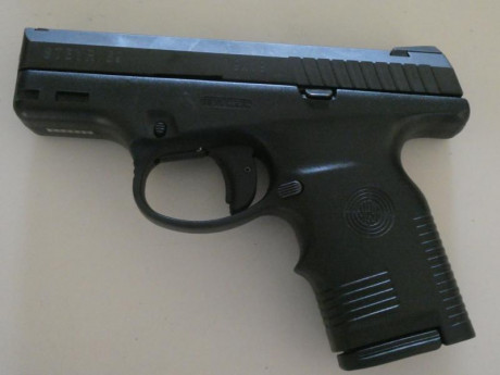  P1050498.JPG  P1050492.JPG  P1050489.JPG VENTA DE PISTOLA STEYR S 9MM PARABELLUM CON MALETIN Y DOS CARGADORE 02
