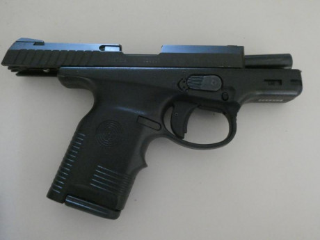  P1050498.JPG  P1050492.JPG  P1050489.JPG VENTA DE PISTOLA STEYR S 9MM PARABELLUM CON MALETIN Y DOS CARGADORE 01